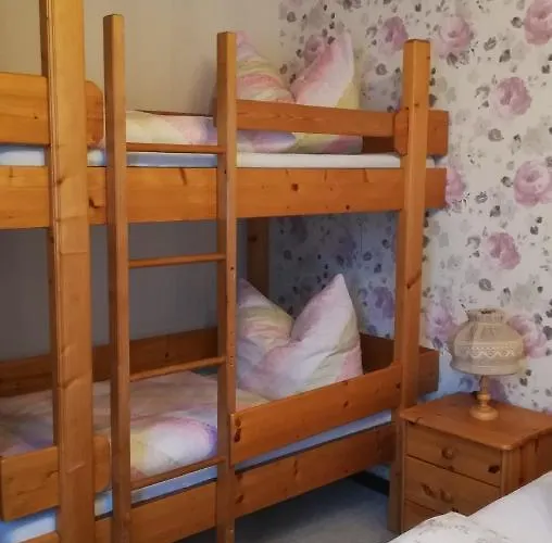 Haus Bindseil - Im Og, Links * אלטנאו