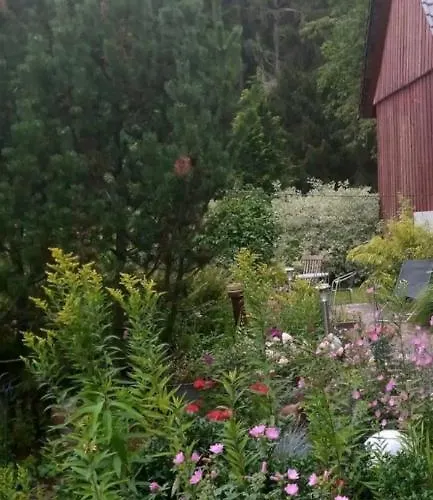 Haus Bindseil - Im Og, Links * אלטנאו